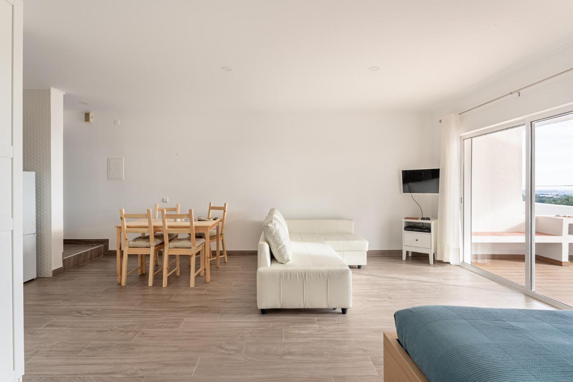 Estudio 24 Em Santa Barbara De Nexe - Faro Colmeal  Exterior photo